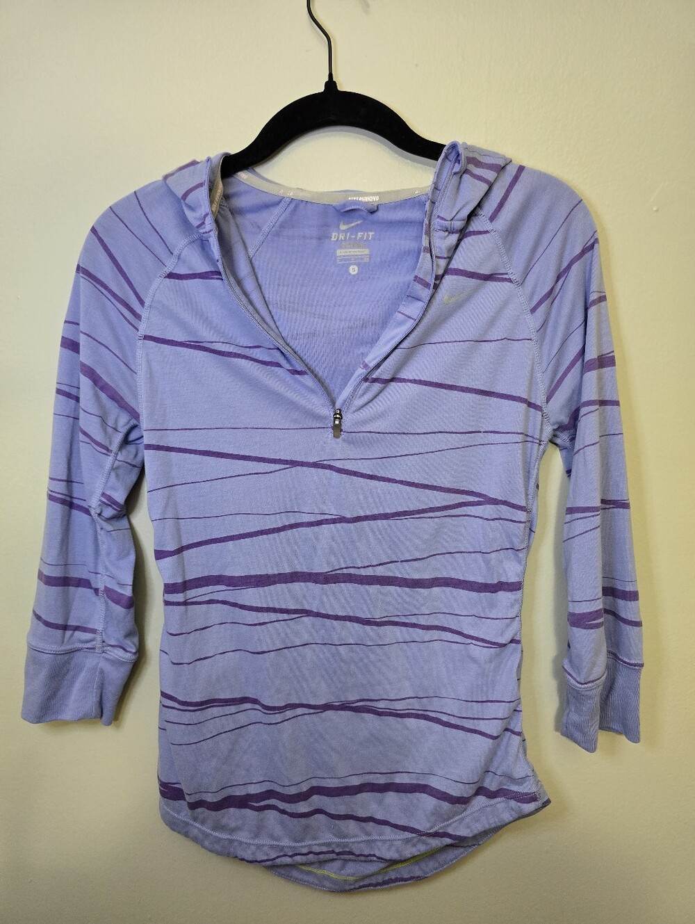 Nike Lavender & Purple Striped Quarter-Zip Hoodie
